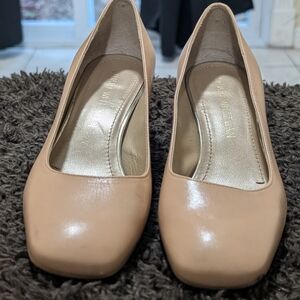 Stuart Weitzman Nude Heels